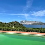 Punta Est - Trilo Corbezzolo Vista Incantevole Lägenhet Capo Coda Cavallo