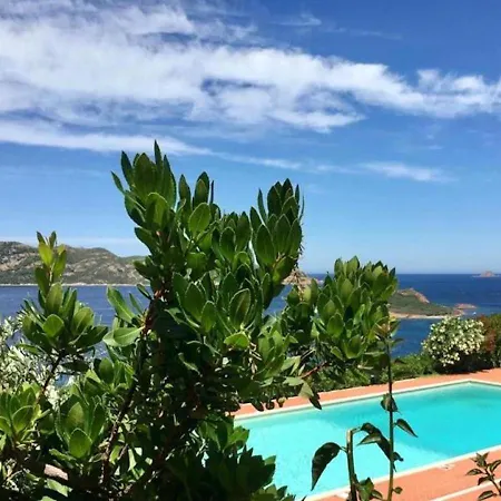 San Teodoro Punta Est Ampio Trilocale Vista Mare