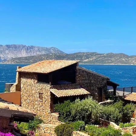 Apartment San Teodoro Punta Est Ampio Trilocale Vista Mare *